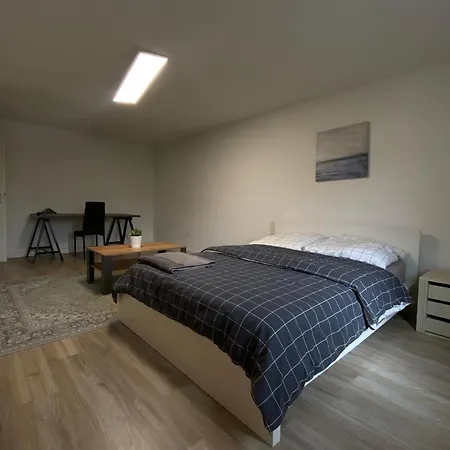 Zimmer In Vendégház Freital